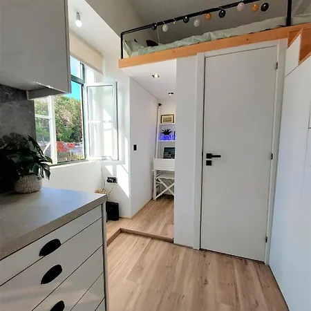 Historic Center Gem: Stylishly Renovated Studio Loft *
