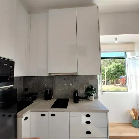 Historic Center Gem: Stylishly Renovated Studio Loft Apartamento Lisboa