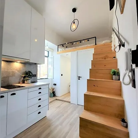 شقة Historic Center Gem: Stylishly Renovated Studio Loft Lisboa